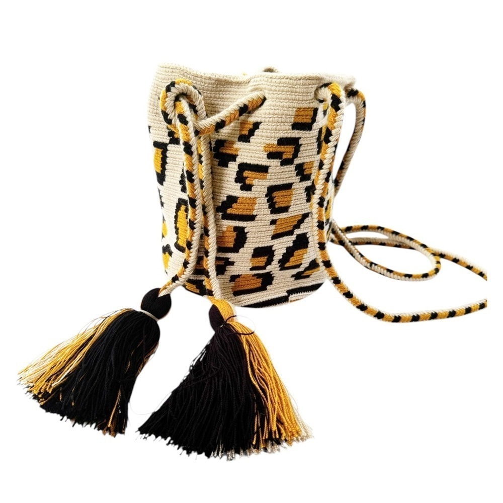 Traditional Columbian Crochet Wayuu Bag Handmade Neutral with Tassel Crossbody